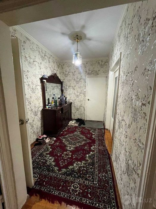 Продам 3 ком квартиру 2х6 Ахмад Югнакий М№54