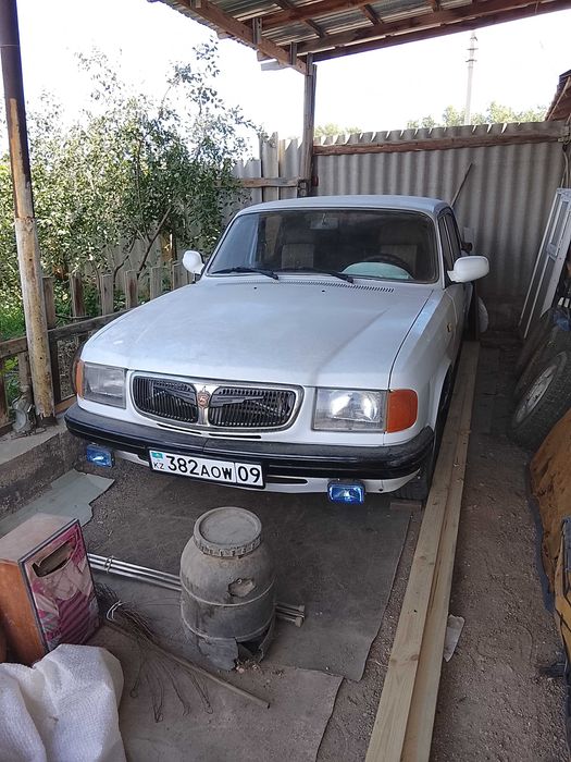 Автомобиль Волга 3110