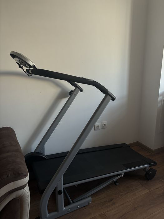 Механична бягаща пътека