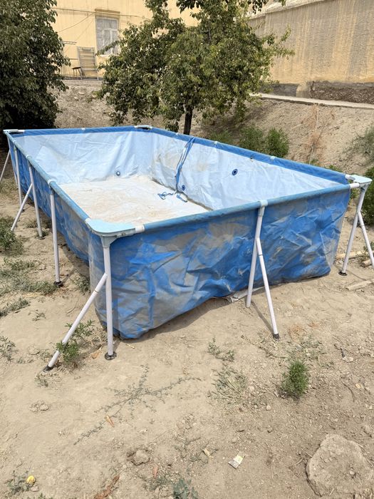 Kuk rangli basseyn tez va arzon narxlarda kelishilgan holda sotiladi