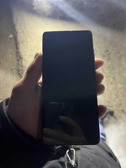 Samsung s 20 FE 100$