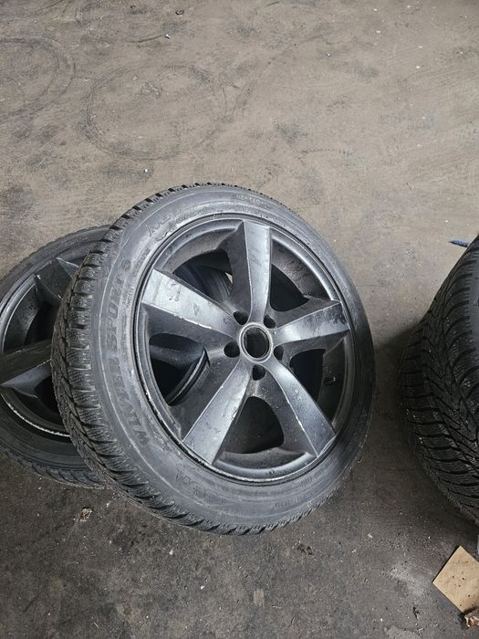 2 бр. Зимни Гуми 245/45/18 Dunlop Dot4319