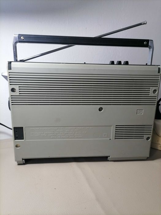 Радио ретро в рабочем состоянии Олимпийский