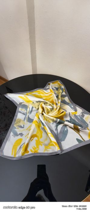 Eșarfa , culori superbe, ideala pentru un cadou