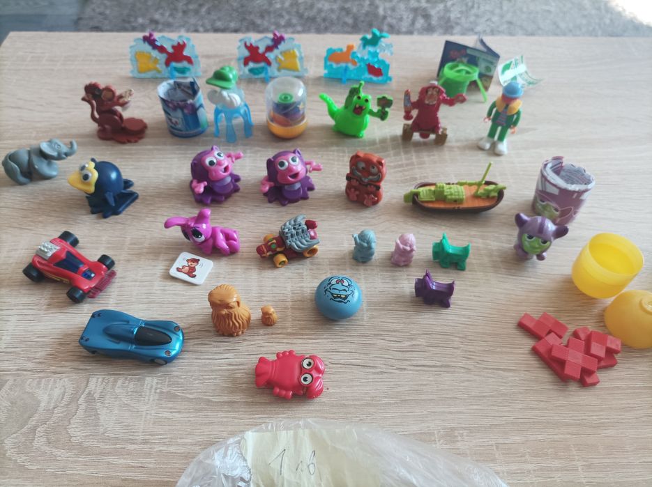 киндер играчки kinder