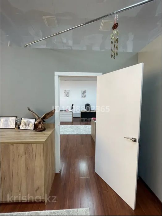Большой кабинет в аренду