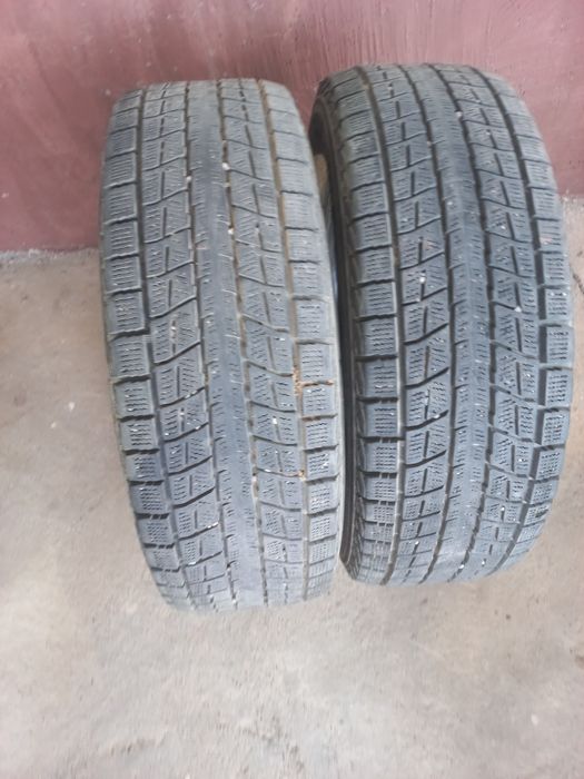 Продам автошины зимние пара 24000