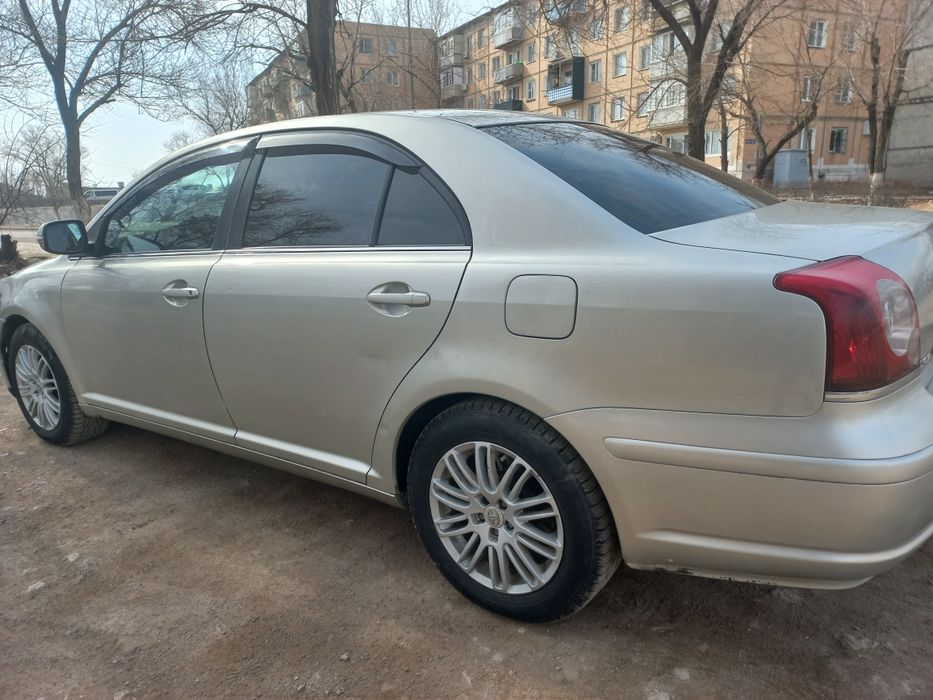 Тайота Авенсис 2007