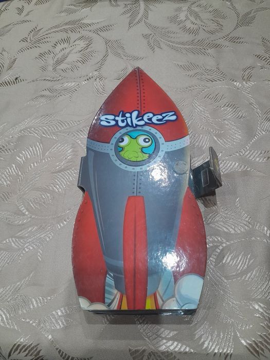 Stekeez, Jucări pentru copii