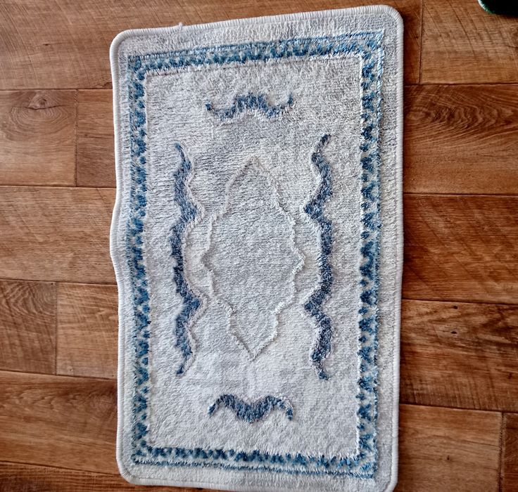 Продам коврик маленький