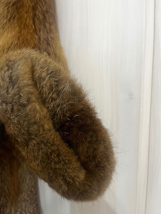 Haină de blană naturală , culori superbe , stare foarte bună .