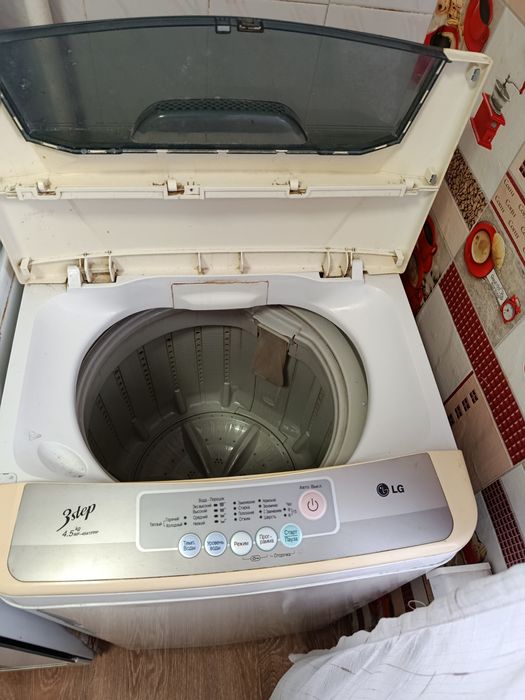 Продам стиральную машину