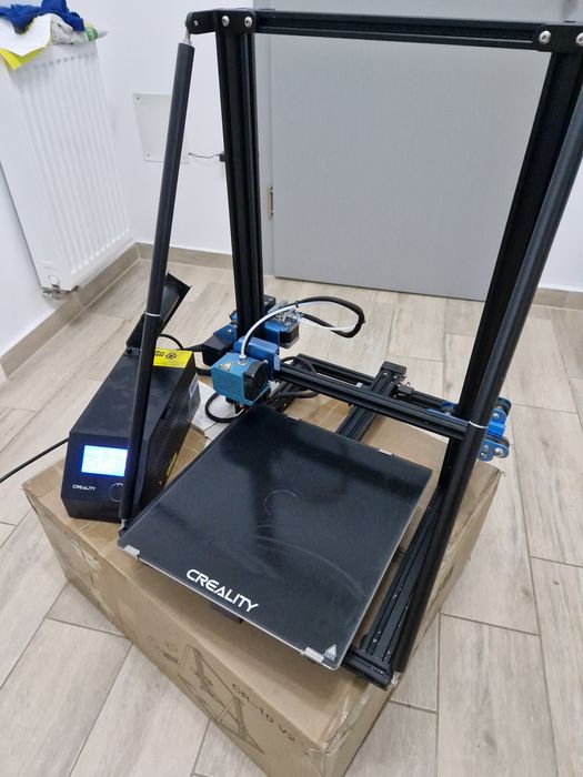 Imprimantă 3D Creality CR10 V2