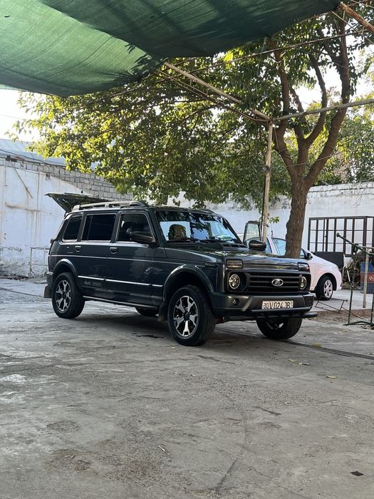 Niva urban yaxshi  xolatda