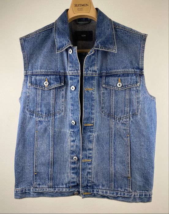 Джинсовая жилетка б/У