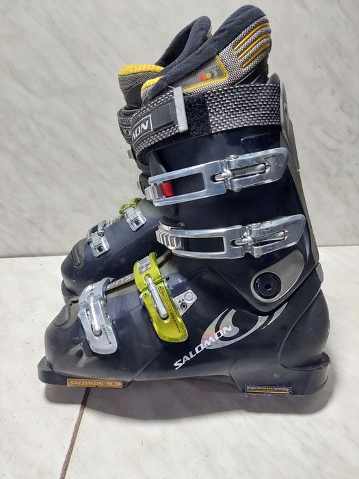 Clapari ski schi Salomon mondo 27,5 corespunde mărimii 41-42