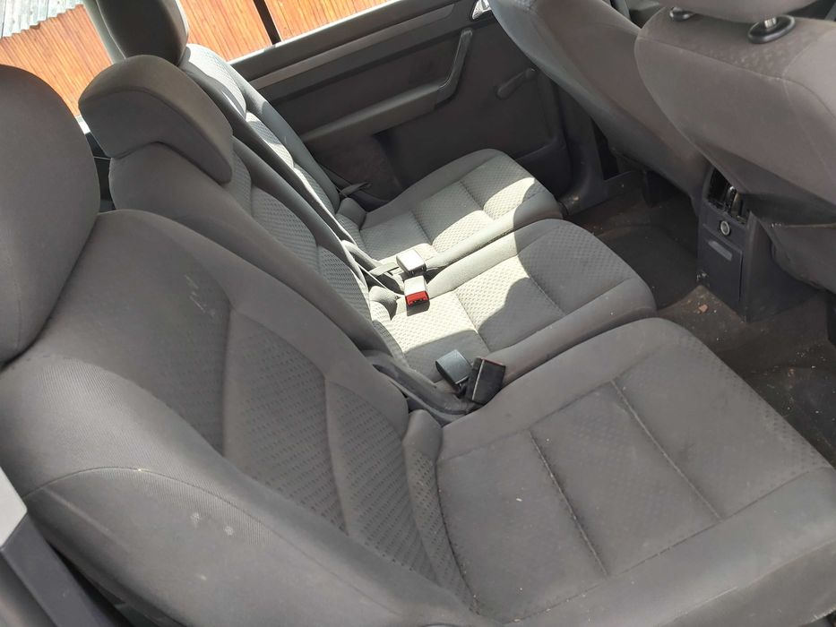 Portiere VW TOURAN 2005 1.9 TDI 66 KW 90 CP culoare gri LA7W
