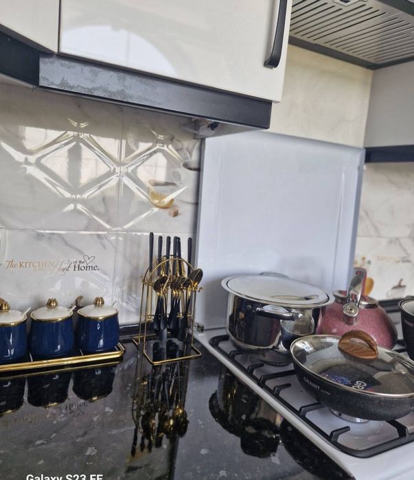 Sergeli tumanida, O‘zgarish metrosi yaqinida 2 xonali shinam kvartira