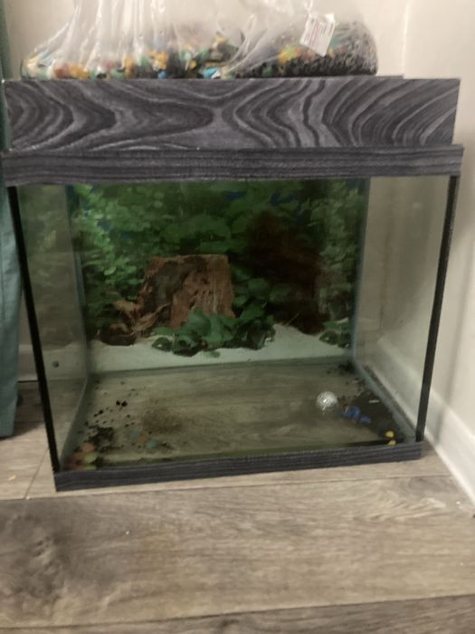 Продам аквариум 60 литров