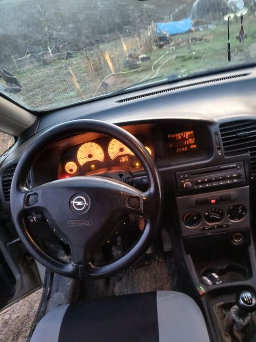 Opel zafira 1.8 16 v cu gpl