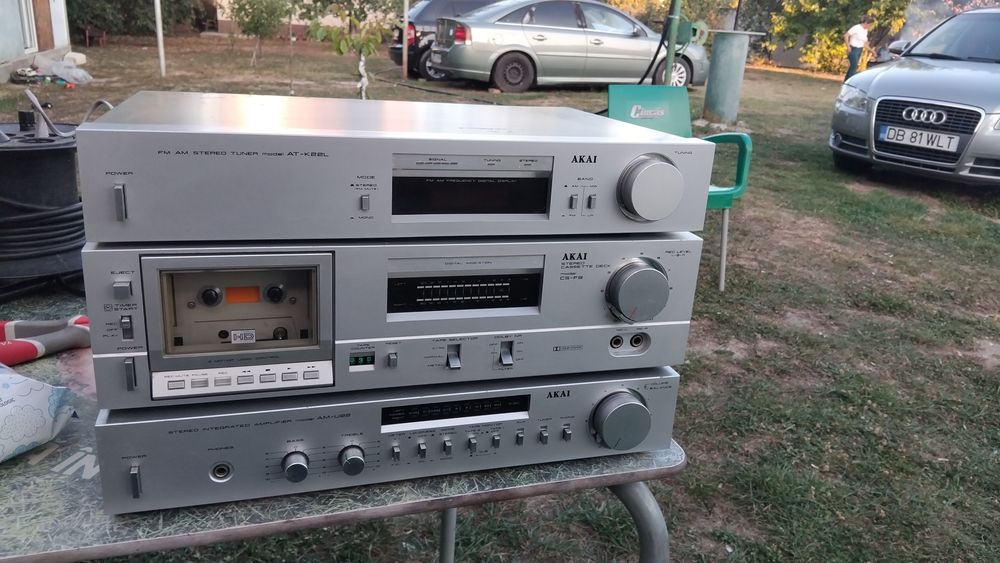 Linie Akai Vintage