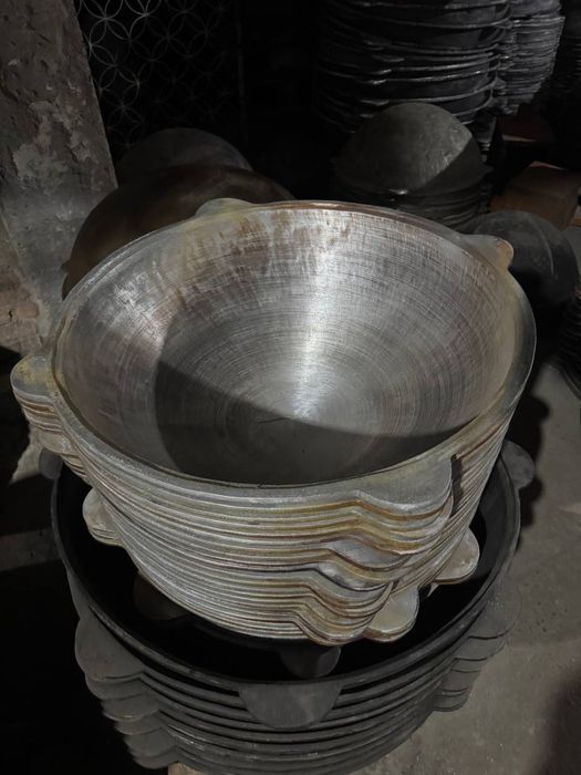 Qozon Chugun Alyumin qozonlar Sotuvda