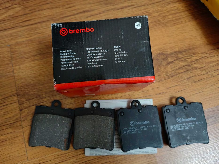Brembo задни накладки за Mercedes benz - нови