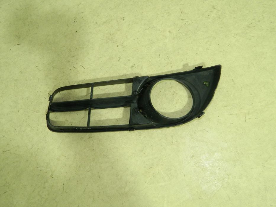 Grila proiector partea dreapta, Skoda Fabia 2  /  Roomster, 2007, 2008, 2009, 2010, , 5J0853666