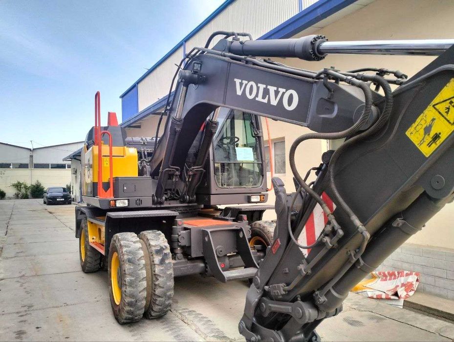 Экскаватор VOLVO EW140E 2017 Сотилади