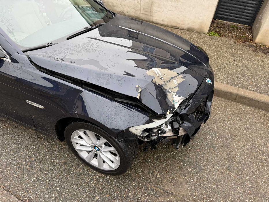 Dezmembrez BMW Seria 5 F10/F11 3.0 diesel Euro 5 2011 automat N57