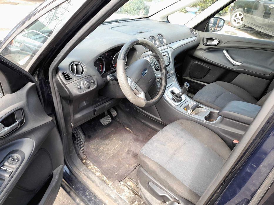 На части! Ford S-Max 2.0 TDCi