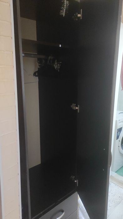 Срочно продам шкаф дёшево