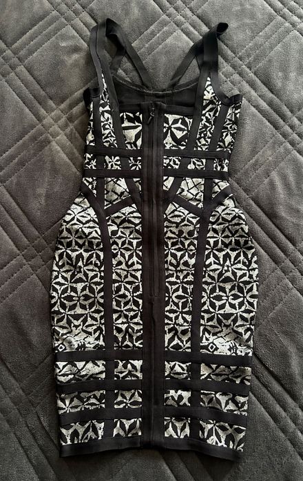 Стилни Бандажни  рокли