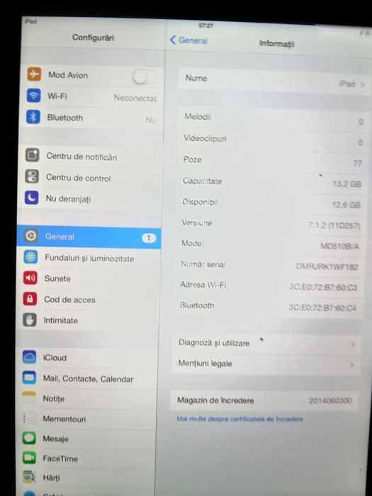 Ipad folosit si Casti Wireless noi-nouțe