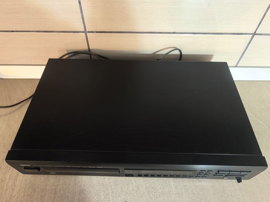 Cd player Yamaha CDX 550E