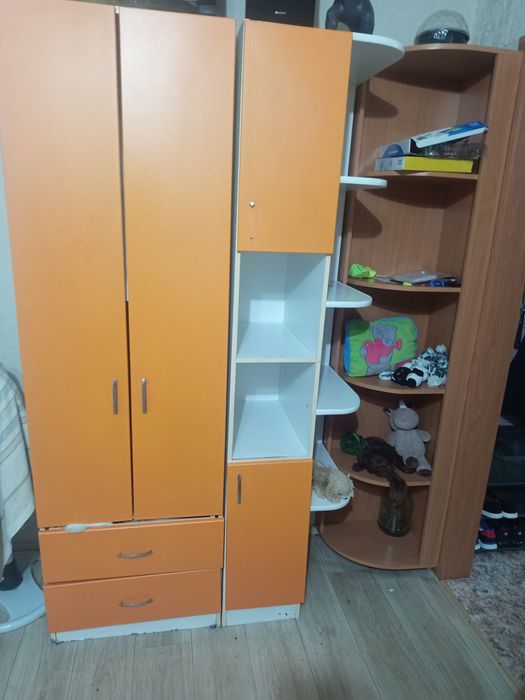 Продам шкаф в хорошем состоянии