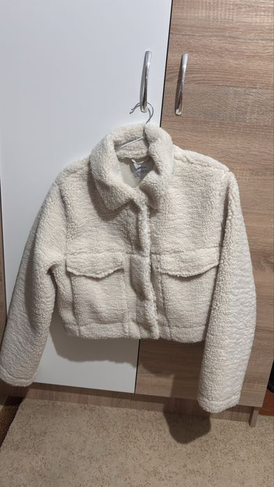 продам куртку DeFacto