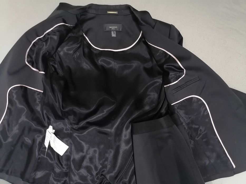 Дамски стилен костюм Mango