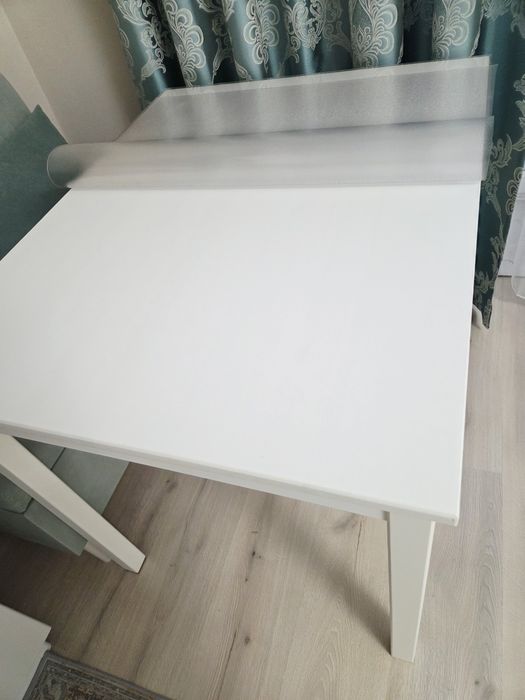 Продам стол обеденный Ikea