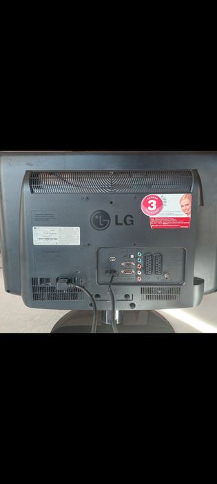 Телевизор марки  LG