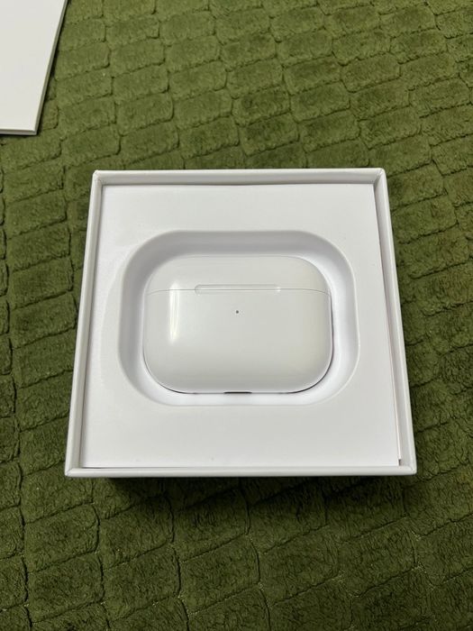 Vând air pods 2 pro