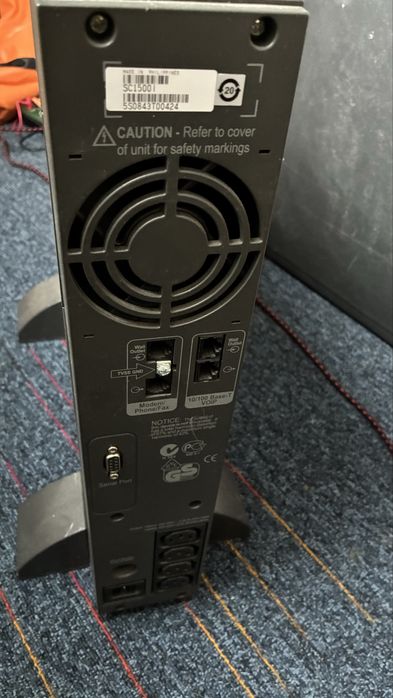 UPS  APC  24 v 900 w