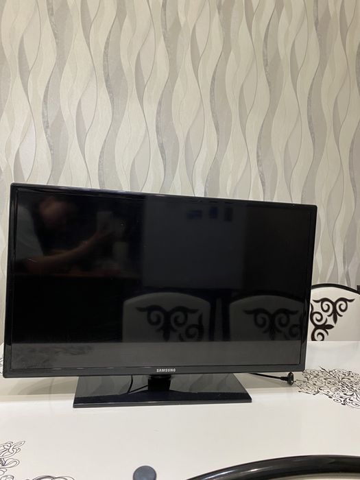 Телевизор samsung