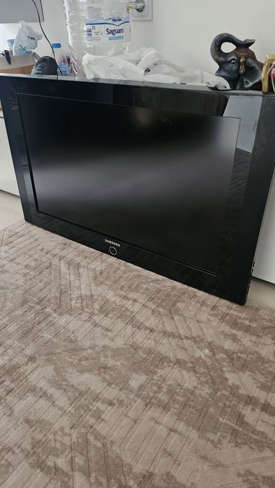 Телевизор самсунг
