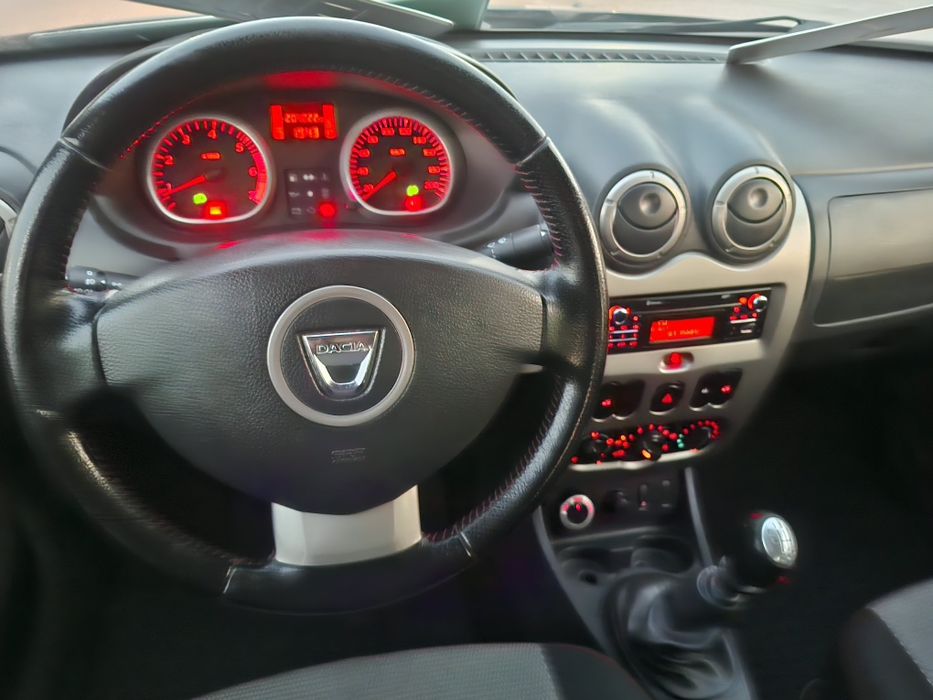 Dacia DUSTER PRESTIGE 1.5 DCI 4X4 110cp an 2013.10 Euro5
