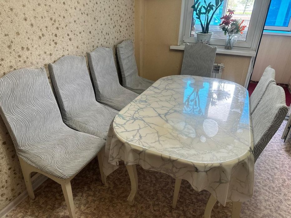 Продам Стол со стульями (общий)