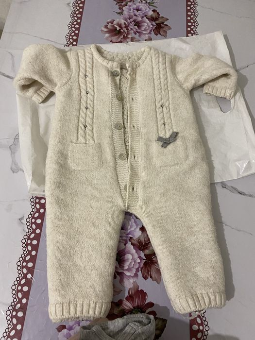 Отдам даром вещи для малышки