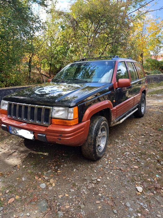 De vânzare Jeep grande crochee