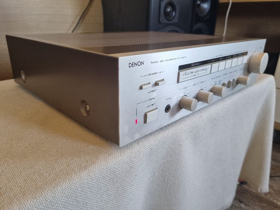 Denon PMA 737. 55 watts/canal. Impecabil.