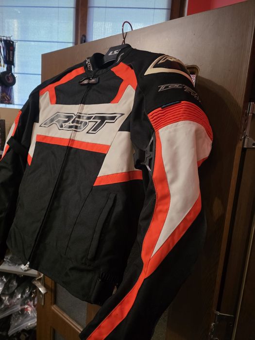 Текстилно яке 
RST Tractech evo R размер 50 S
